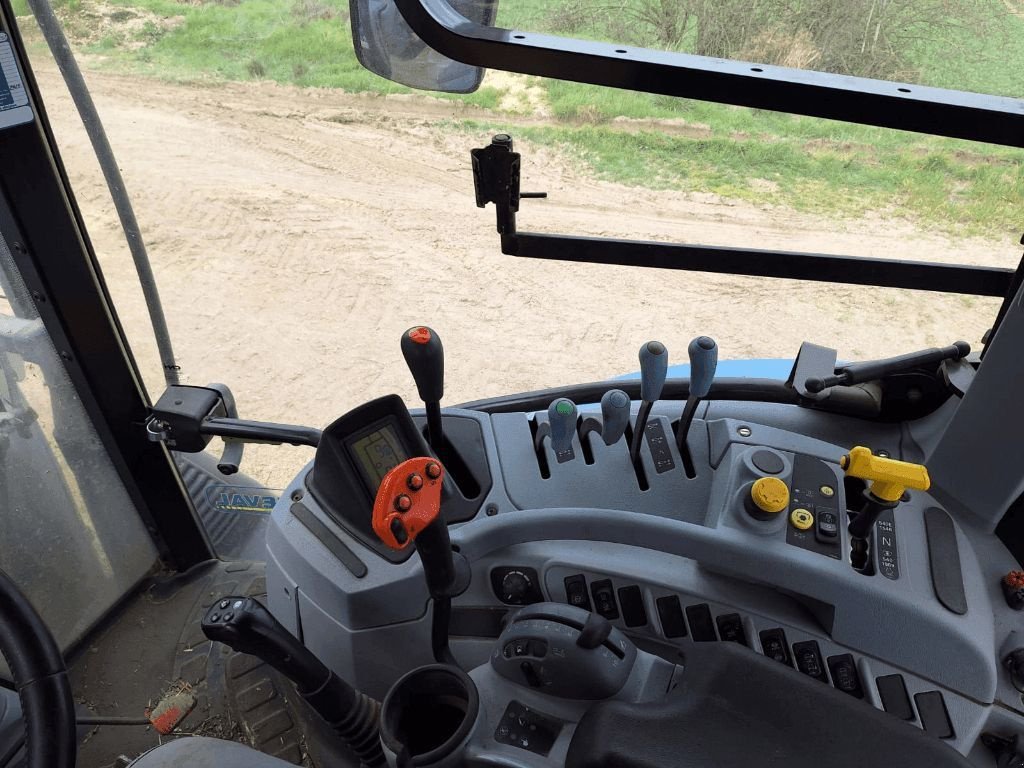 Traktor Türe ait New Holland T6.160, Gebrauchtmaschine içinde Chauvoncourt (resim 11)