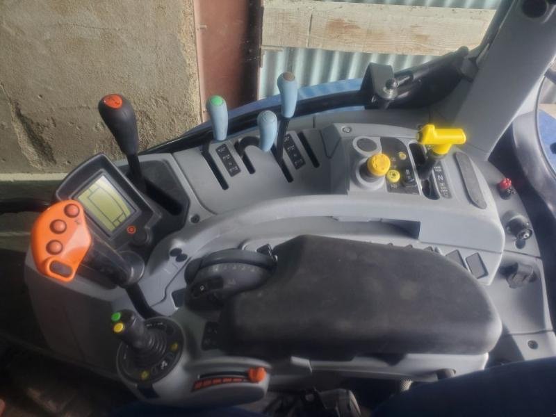 Traktor του τύπου New Holland T6.160EC, Gebrauchtmaschine σε BRAY en Val (Φωτογραφία 8)