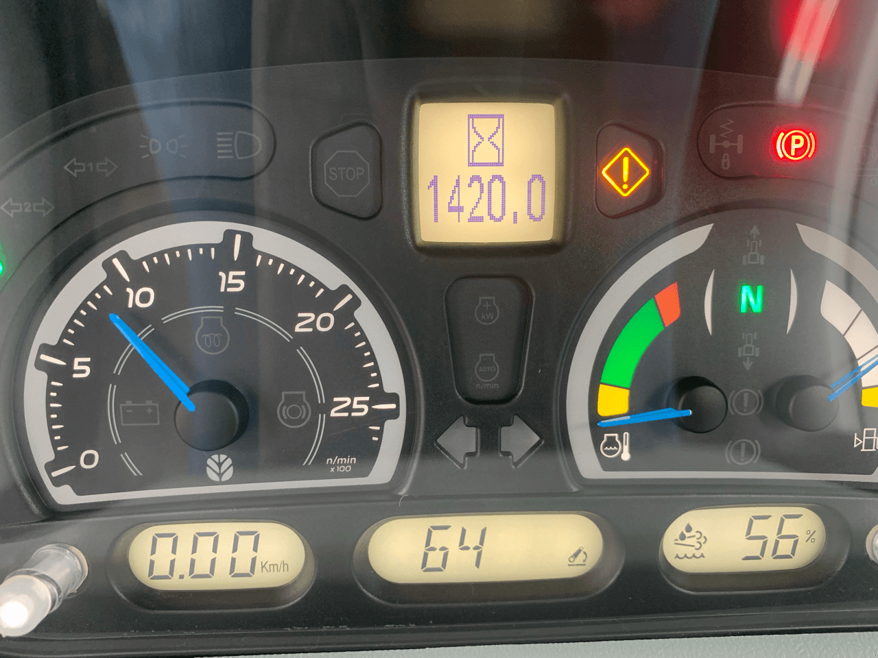 Traktor типа New Holland T6.165 AUTOCOMMAND T4B, Gebrauchtmaschine в CINTHEAUX (Фотография 4)