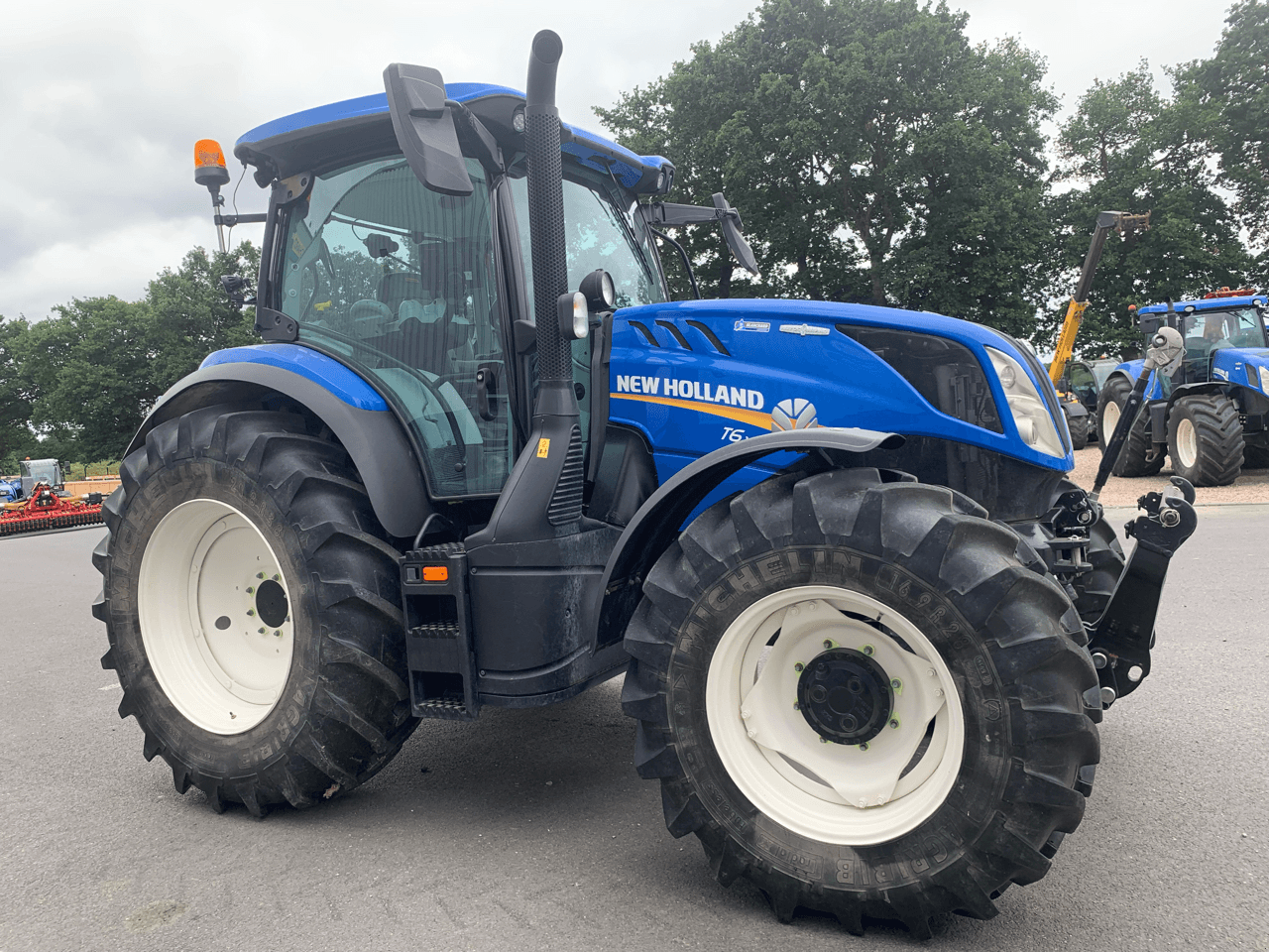 Traktor типа New Holland T6.165 AUTOCOMMAND T4B, Gebrauchtmaschine в CINTHEAUX (Фотография 9)
