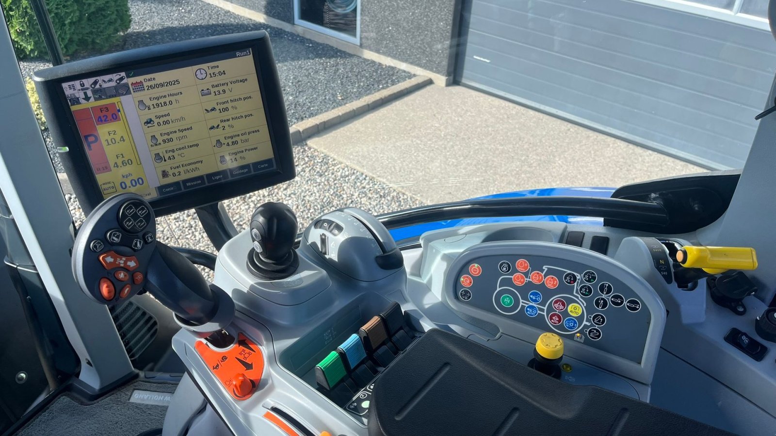 Traktor des Typs New Holland T6.165 AutoCommannd med frontlift, Gebrauchtmaschine in Lintrup (Bild 8)