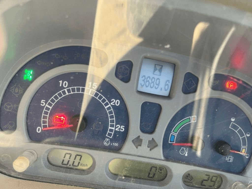 Traktor del tipo New Holland T6.165 EC, Gebrauchtmaschine In Roches-sur-Marne (Immagine 8)