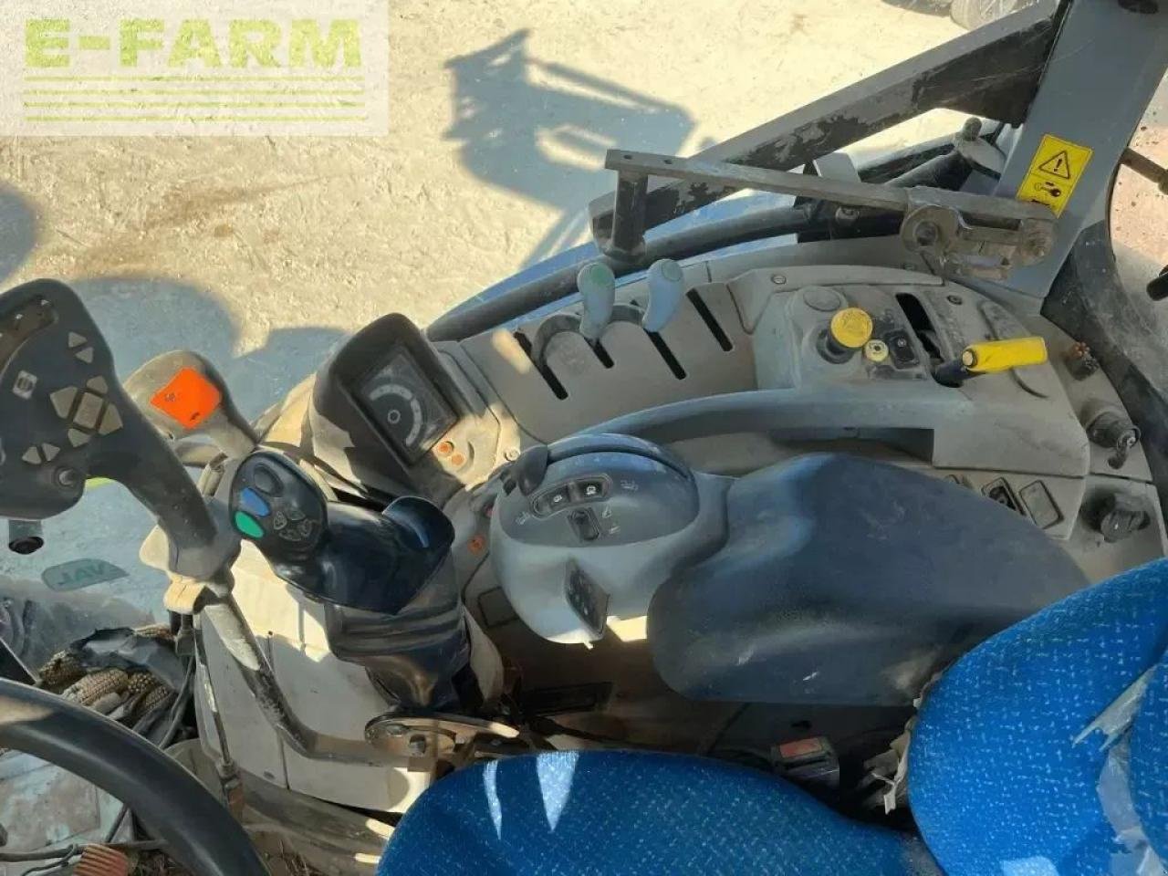 Traktor типа New Holland t6.165 ec, Gebrauchtmaschine в CHAUVONCOURT (Фотография 9)