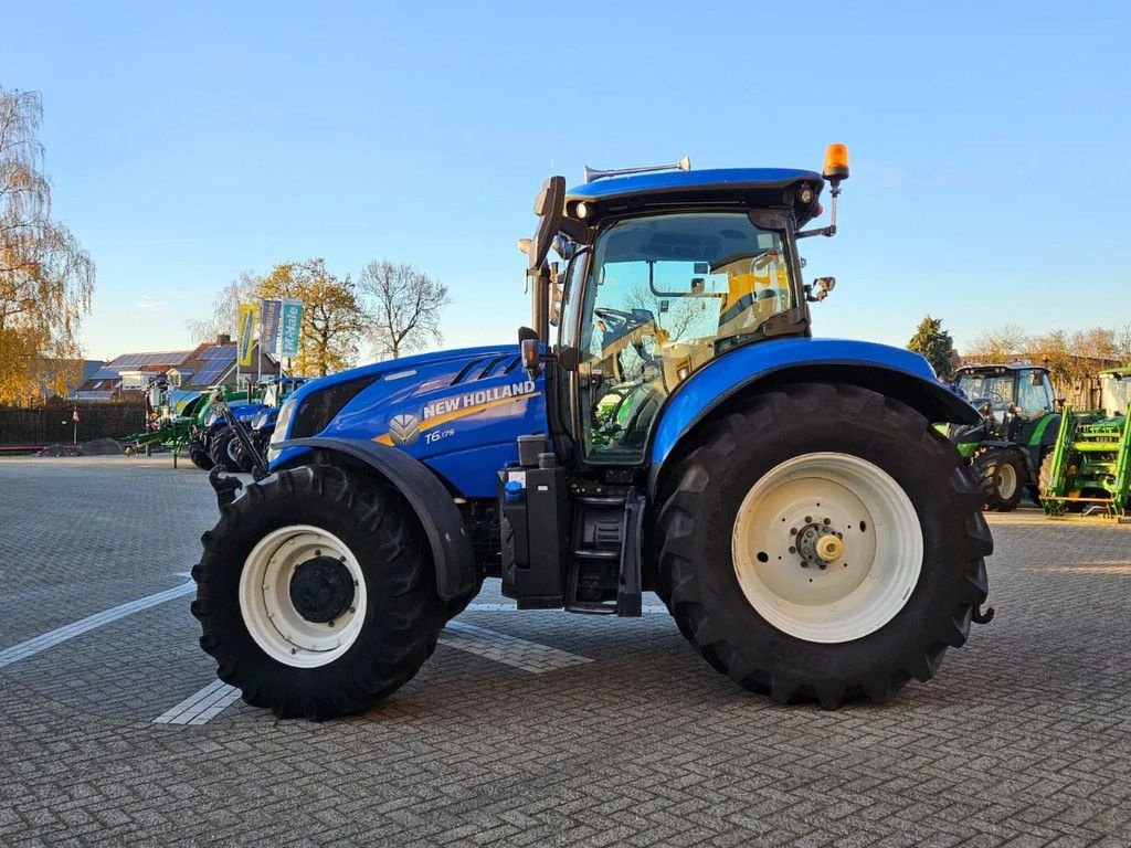 Traktor des Typs New Holland T6.175 Dynamic command, Gebrauchtmaschine in BENNEKOM (Bild 5)