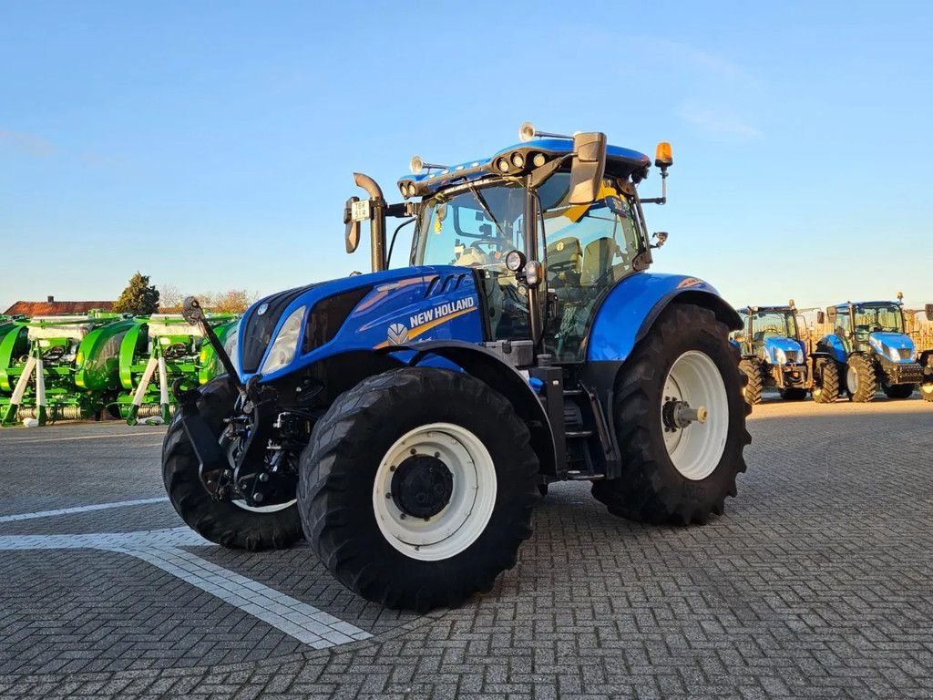 Traktor des Typs New Holland T6.175 Dynamic command, Gebrauchtmaschine in BENNEKOM (Bild 7)