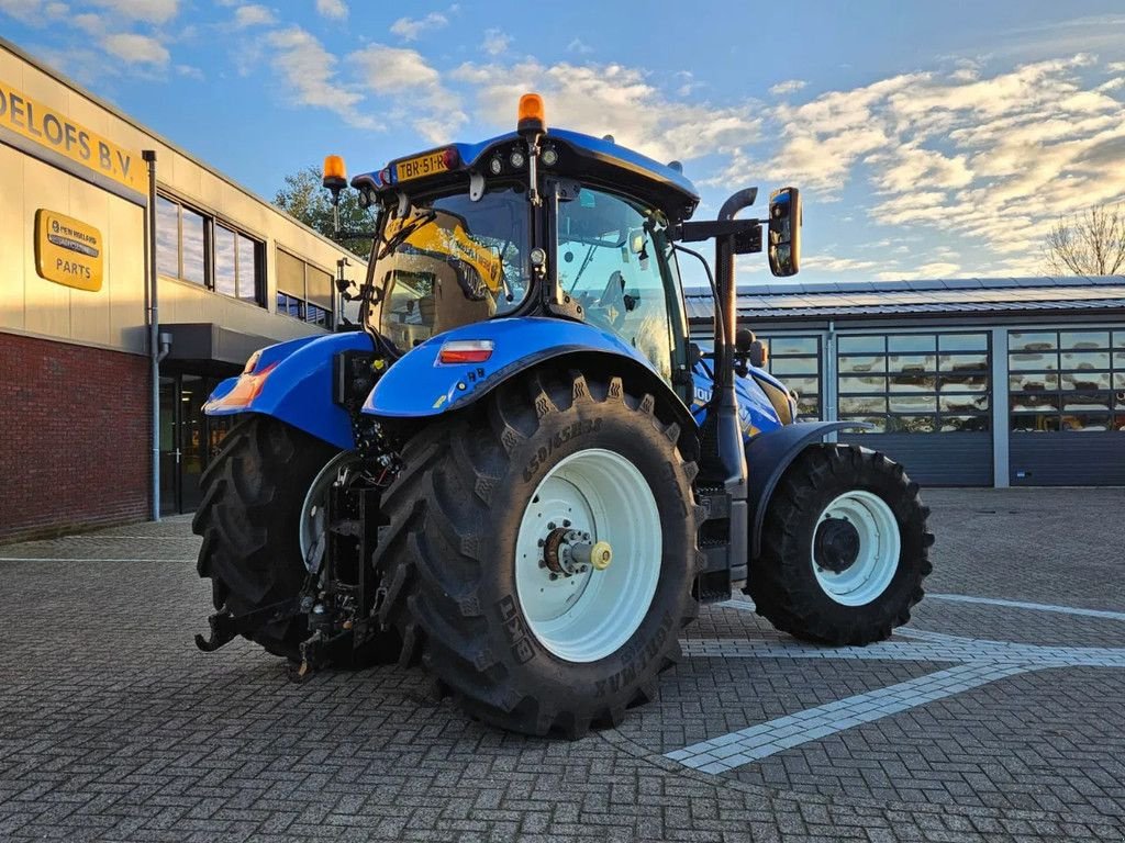 Traktor des Typs New Holland T6.175 Dynamic command, Gebrauchtmaschine in BENNEKOM (Bild 3)