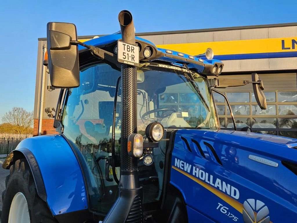 Traktor des Typs New Holland T6.175 Dynamic command, Gebrauchtmaschine in BENNEKOM (Bild 9)