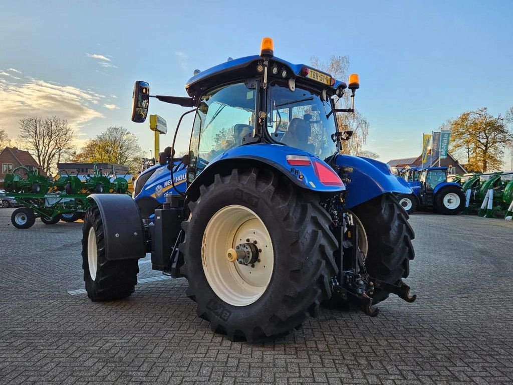 Traktor des Typs New Holland T6.175 Dynamic command, Gebrauchtmaschine in BENNEKOM (Bild 4)