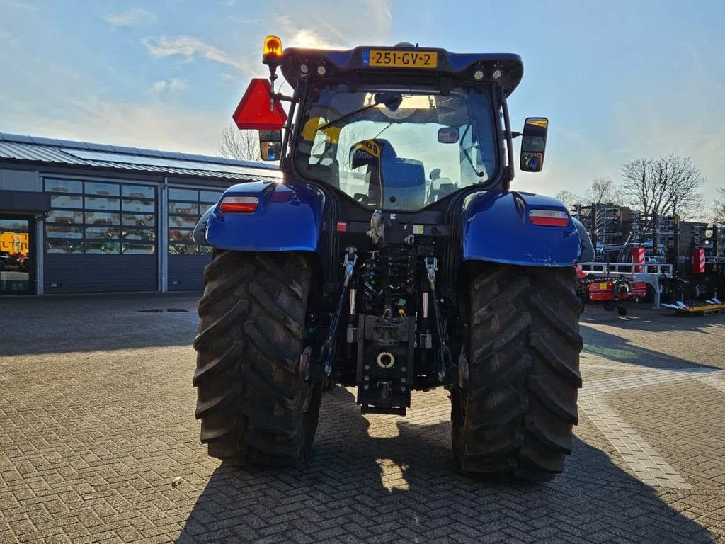 Traktor van het type New Holland T6.175 Dynamic command, Gebrauchtmaschine in BENNEKOM (Foto 4)