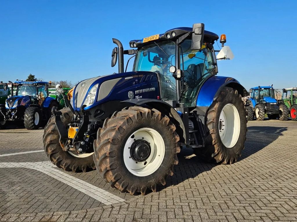 Traktor van het type New Holland T6.175 Dynamic command, Gebrauchtmaschine in BENNEKOM (Foto 8)