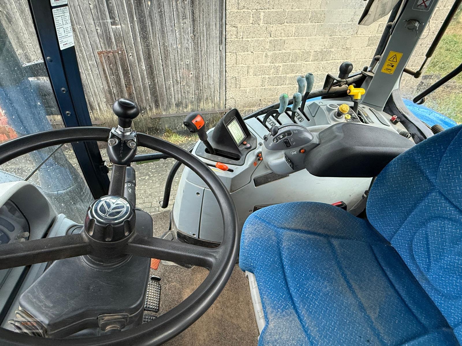 Traktor of the type New Holland T6.175 EC, Gebrauchtmaschine in Lichtenfels (Picture 10)