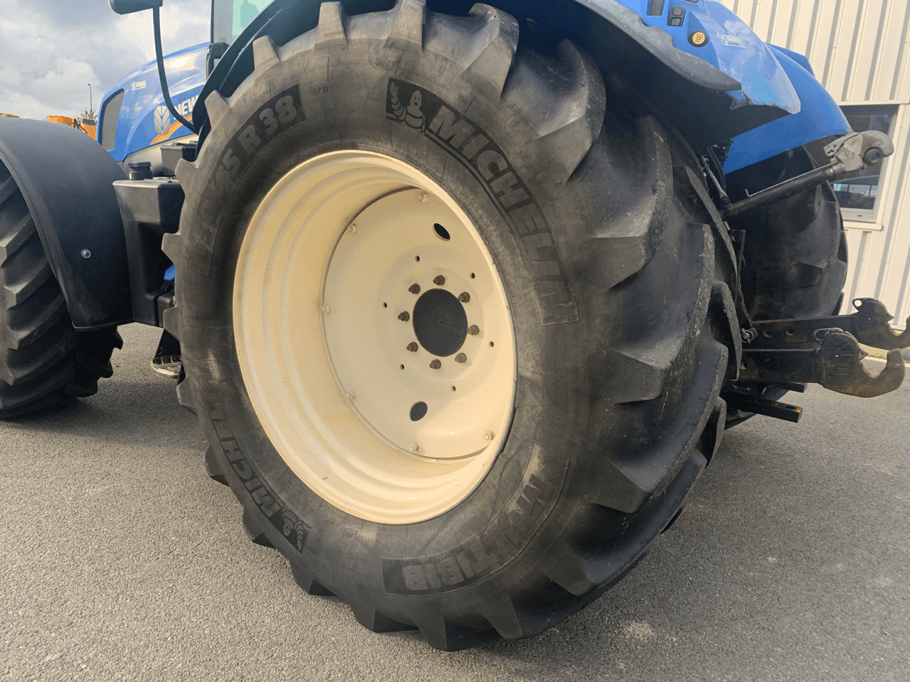 Traktor typu New Holland T6.175 ELECTRO COMMAND, Gebrauchtmaschine v TREMEUR (Obrázek 7)