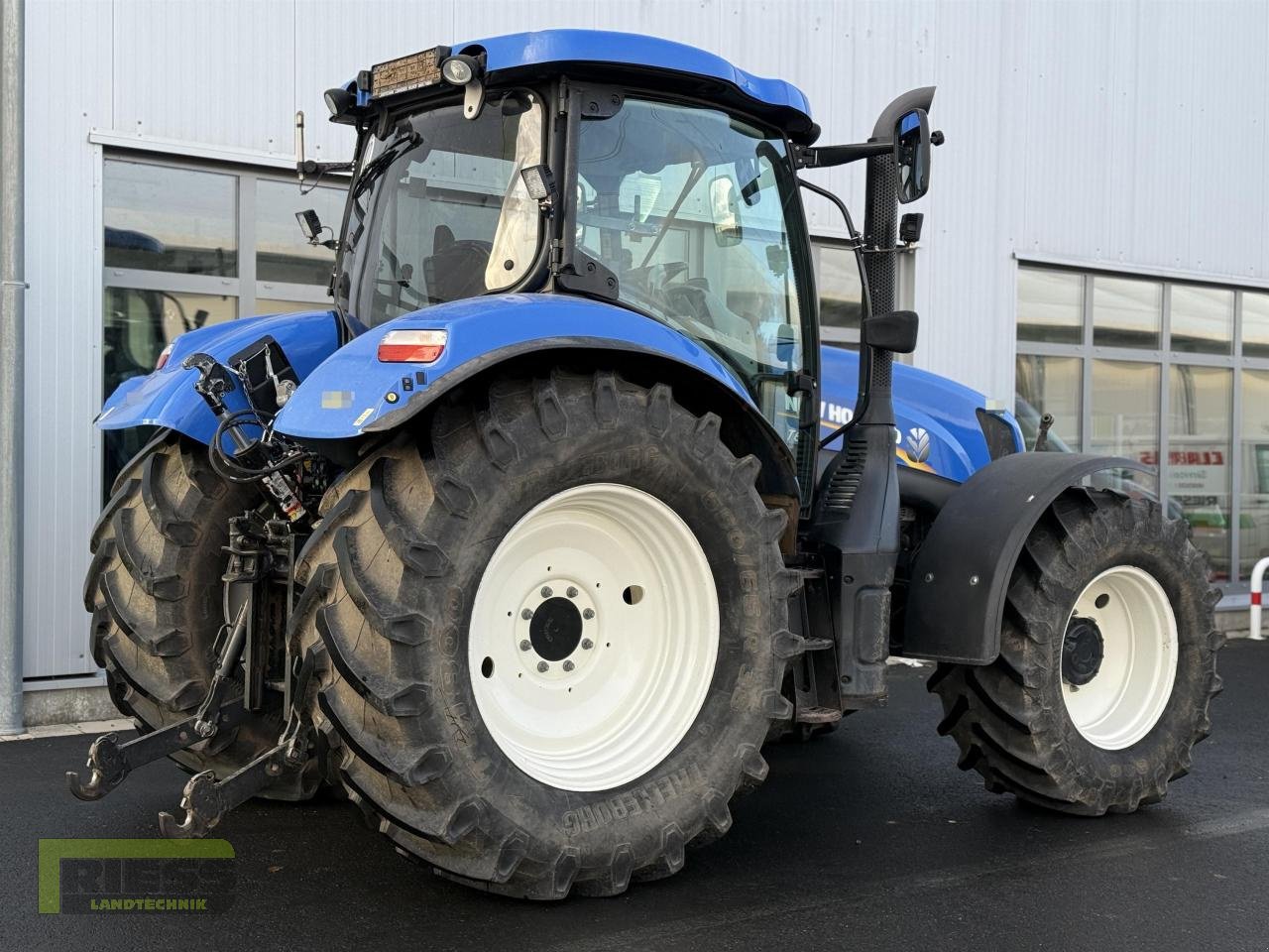 Traktor of the type New Holland T6.175 Electro Command, Gebrauchtmaschine in Homberg/Ohm - Maulbach (Picture 16)