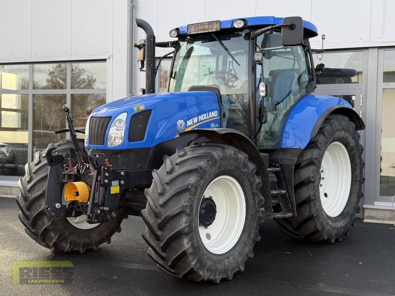 Traktor of the type New Holland T6.175 Electro Command, Gebrauchtmaschine in Homberg/Ohm - Maulbach (Picture 18)
