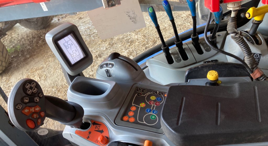 Traktor tipa New Holland T6.175, Gebrauchtmaschine u CORMENON (Slika 9)