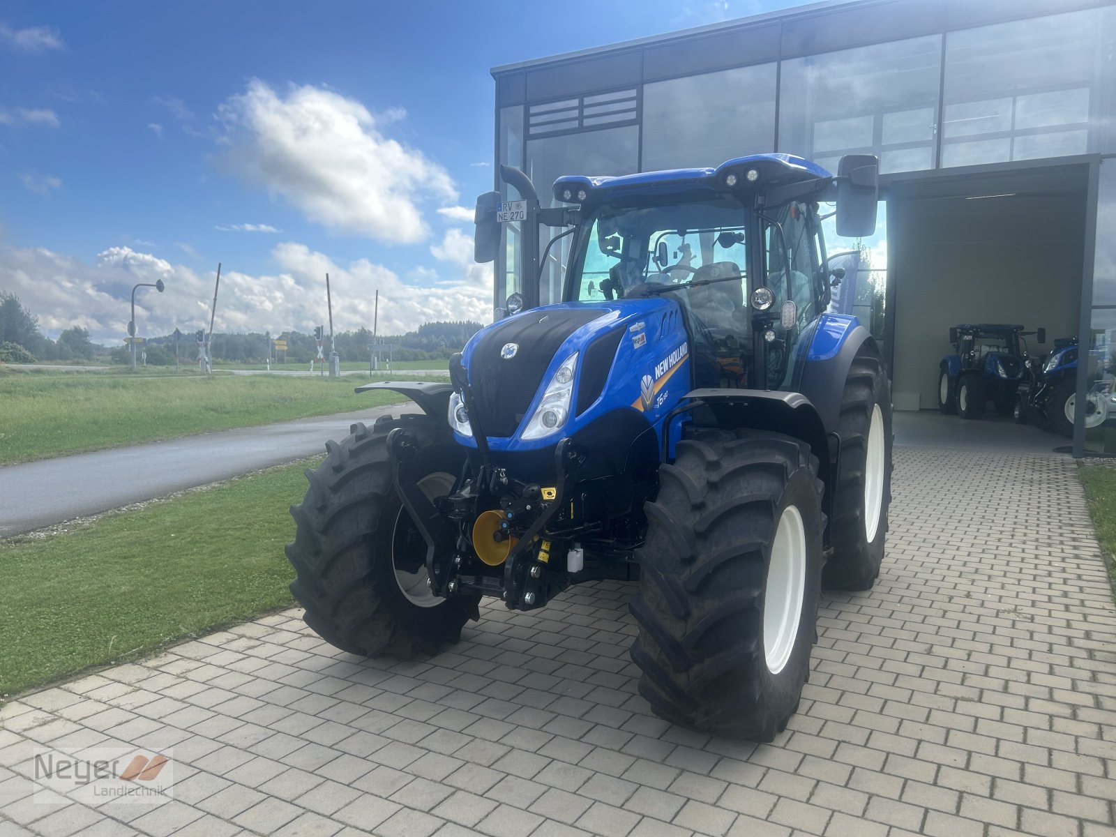 Traktor του τύπου New Holland T6.180 AC BaseTec, Neumaschine σε Bad Waldsee Mennisweiler (Φωτογραφία 2)