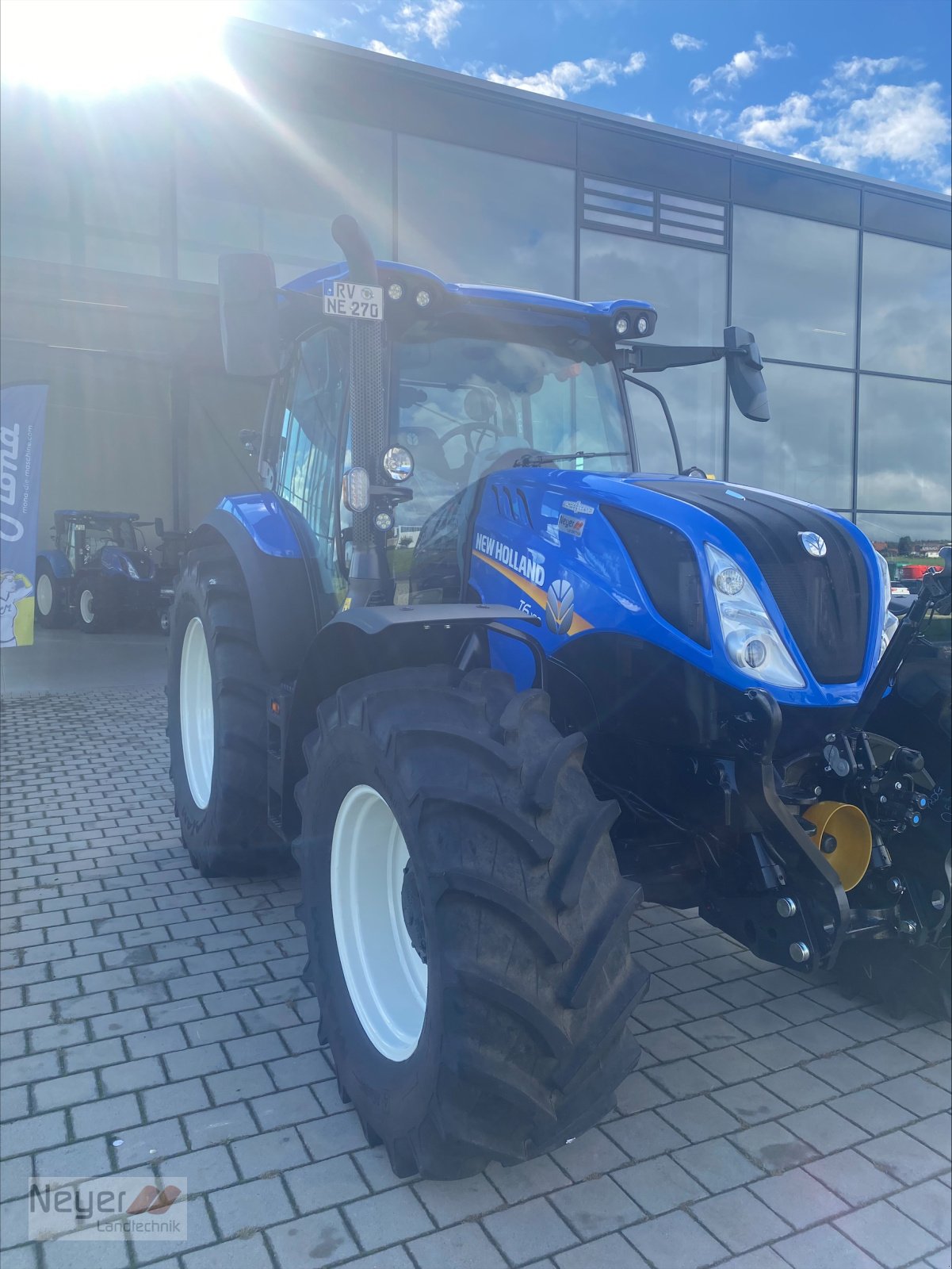 Traktor του τύπου New Holland T6.180 AC BaseTec, Neumaschine σε Bad Waldsee Mennisweiler (Φωτογραφία 4)
