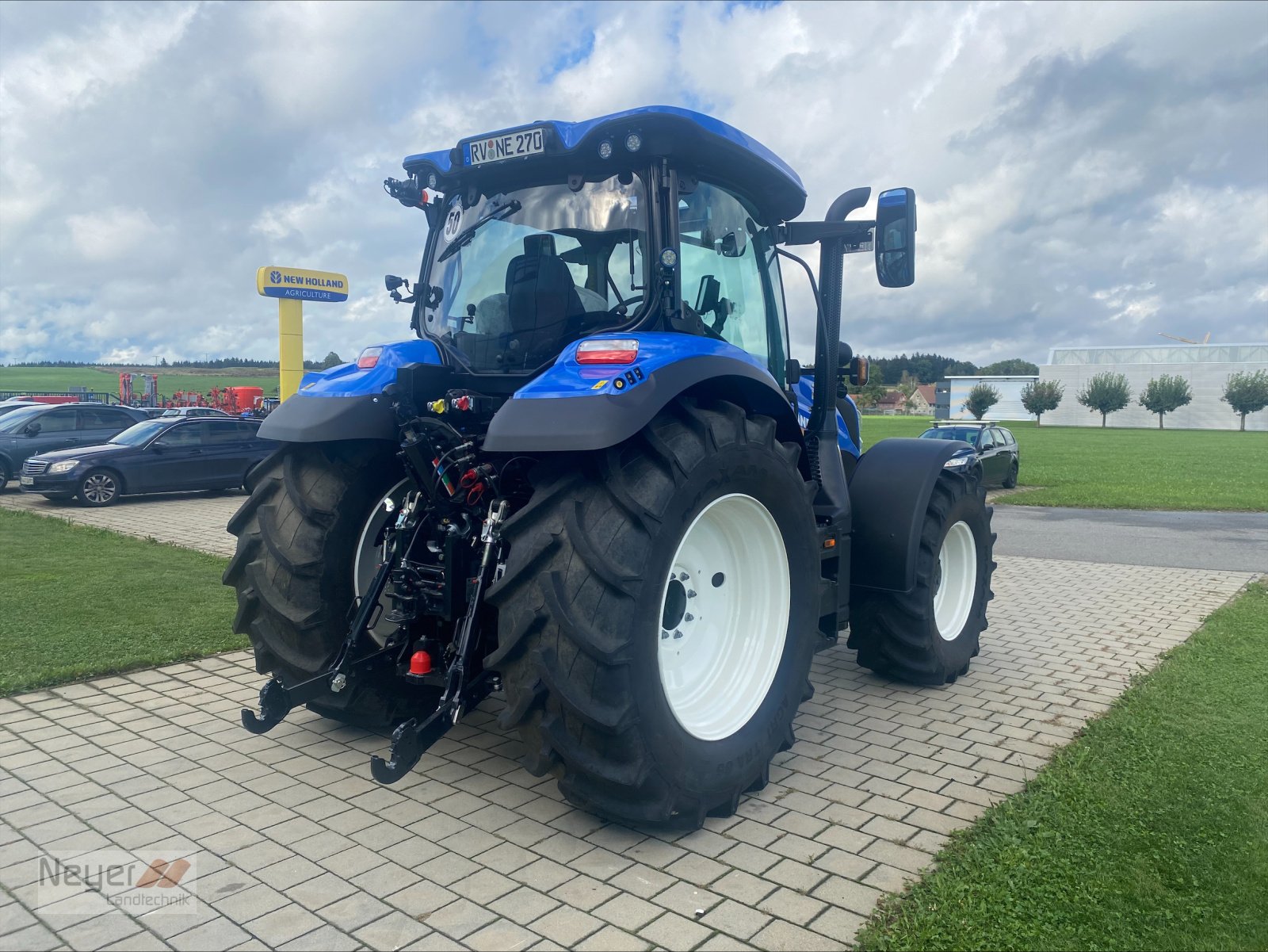 Traktor του τύπου New Holland T6.180 AC BaseTec, Neumaschine σε Bad Waldsee Mennisweiler (Φωτογραφία 6)
