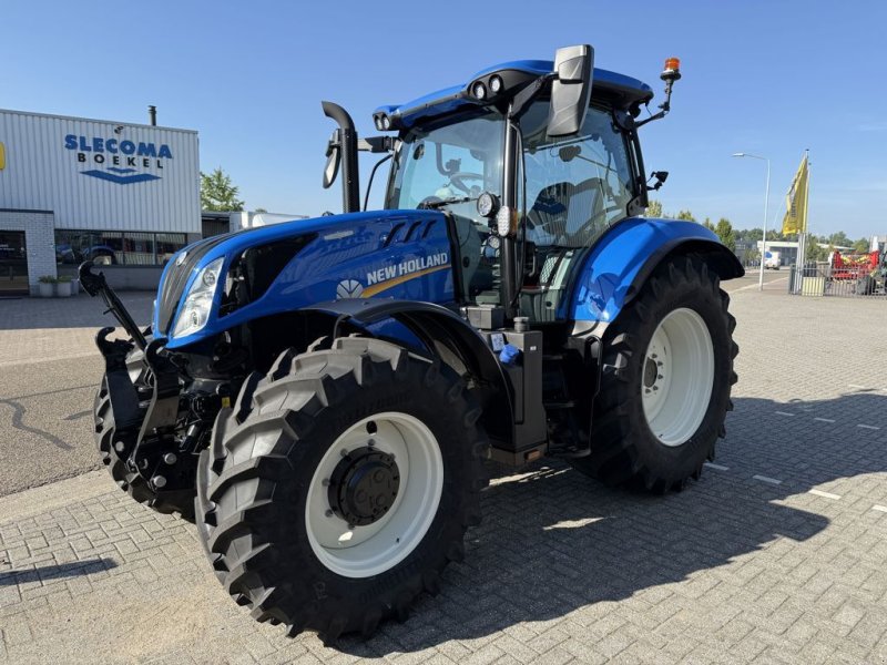Traktor типа New Holland T6.180 AC Stage V, Neumaschine в BOEKEL (Фотография 1)