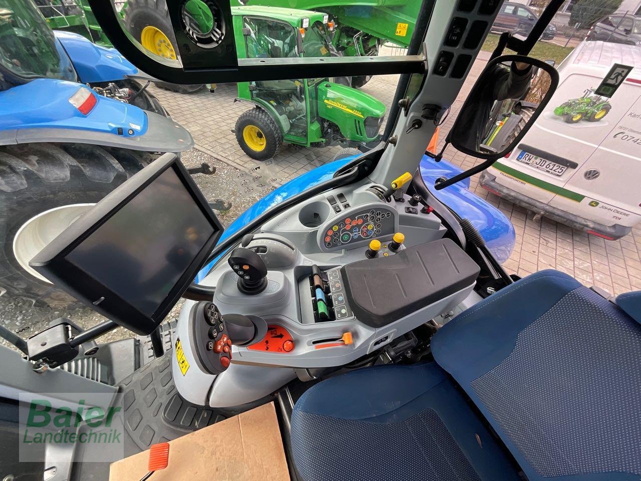 Traktor a típus New Holland T6.180 AC, Gebrauchtmaschine ekkor: OBERNDORF-HOCHMOESSINGEN (Kép 6)