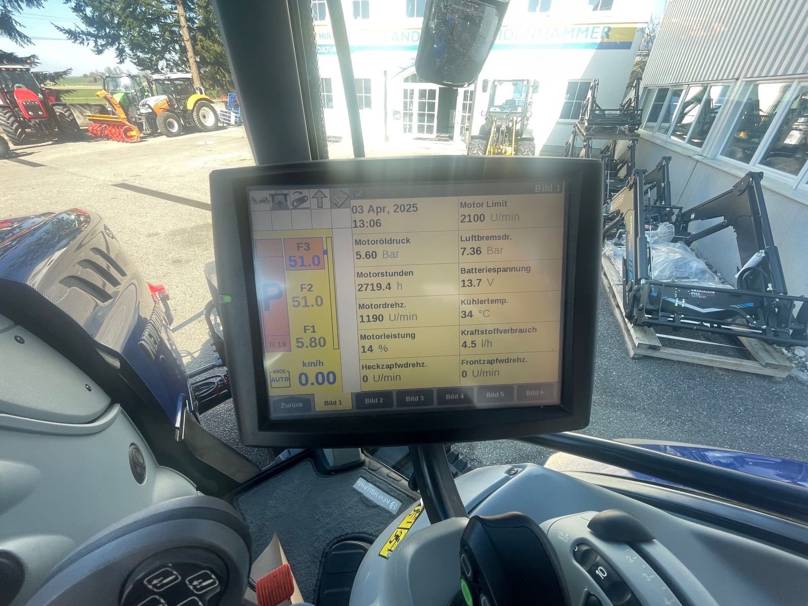 Traktor van het type New Holland T6.180 Auto Command SideWinder II, Gebrauchtmaschine in Burgkirchen (Foto 11)