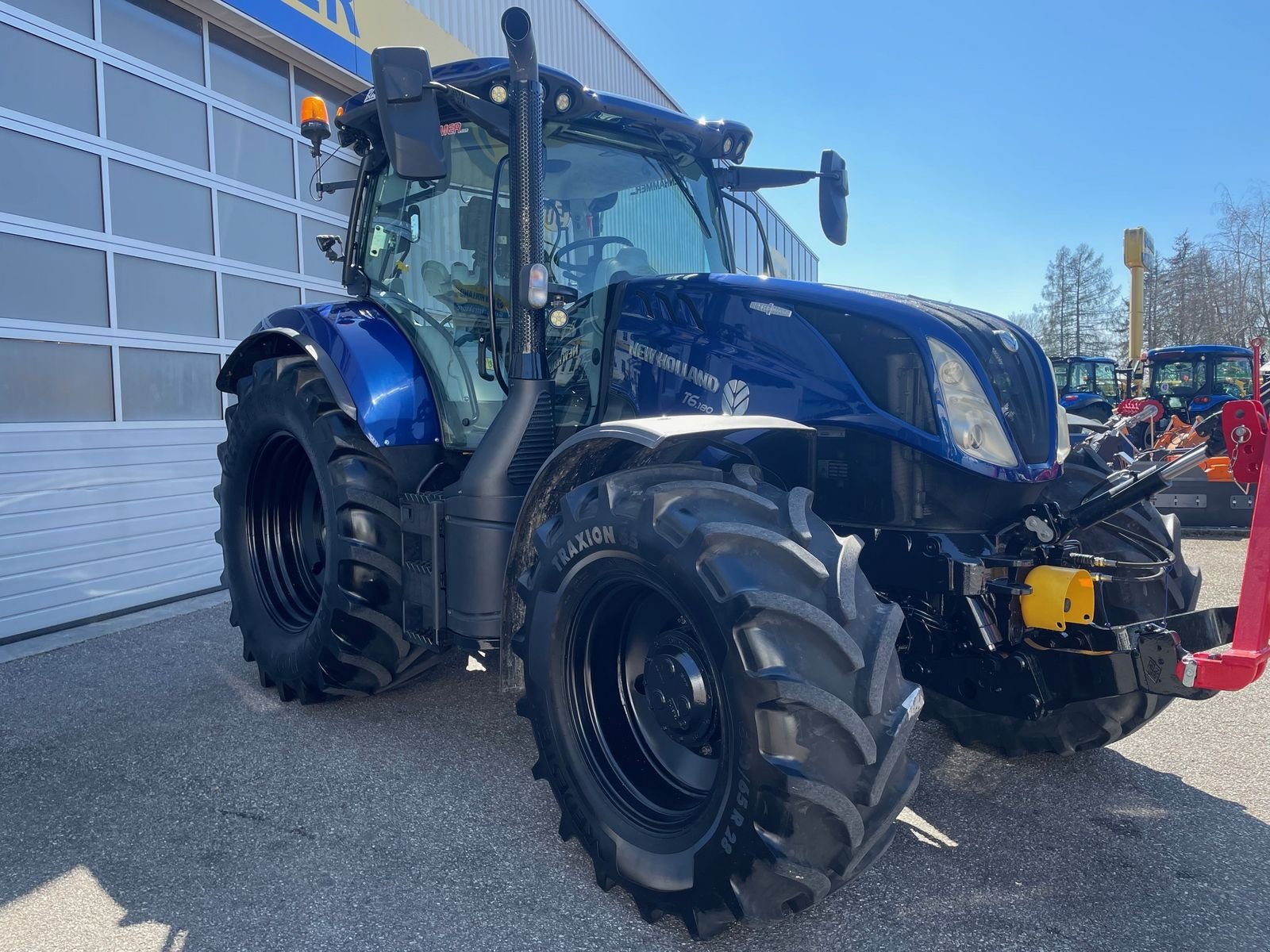 Traktor van het type New Holland T6.180 Auto Command SideWinder II, Gebrauchtmaschine in Burgkirchen (Foto 2)