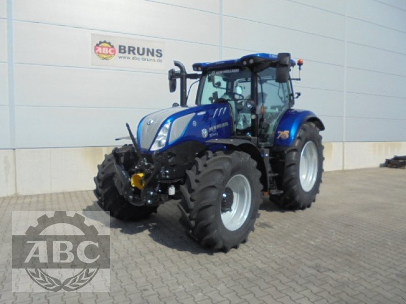 Traktor of the type New Holland T6.180 AUTOCOMMAND MY19, Neumaschine in Cloppenburg (Picture 1)