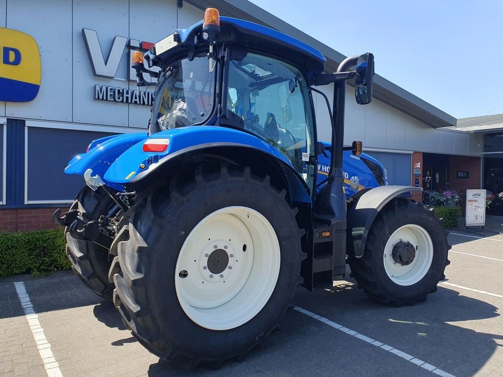 Traktor van het type New Holland T6.180 DC DEMO, Neumaschine in Bladel (Foto 9)