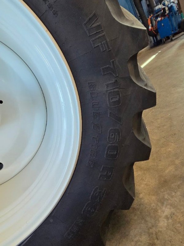 Traktor типа New Holland T6.180 DCT, Ausstellungsmaschine в Bertschikon (Фотография 7)