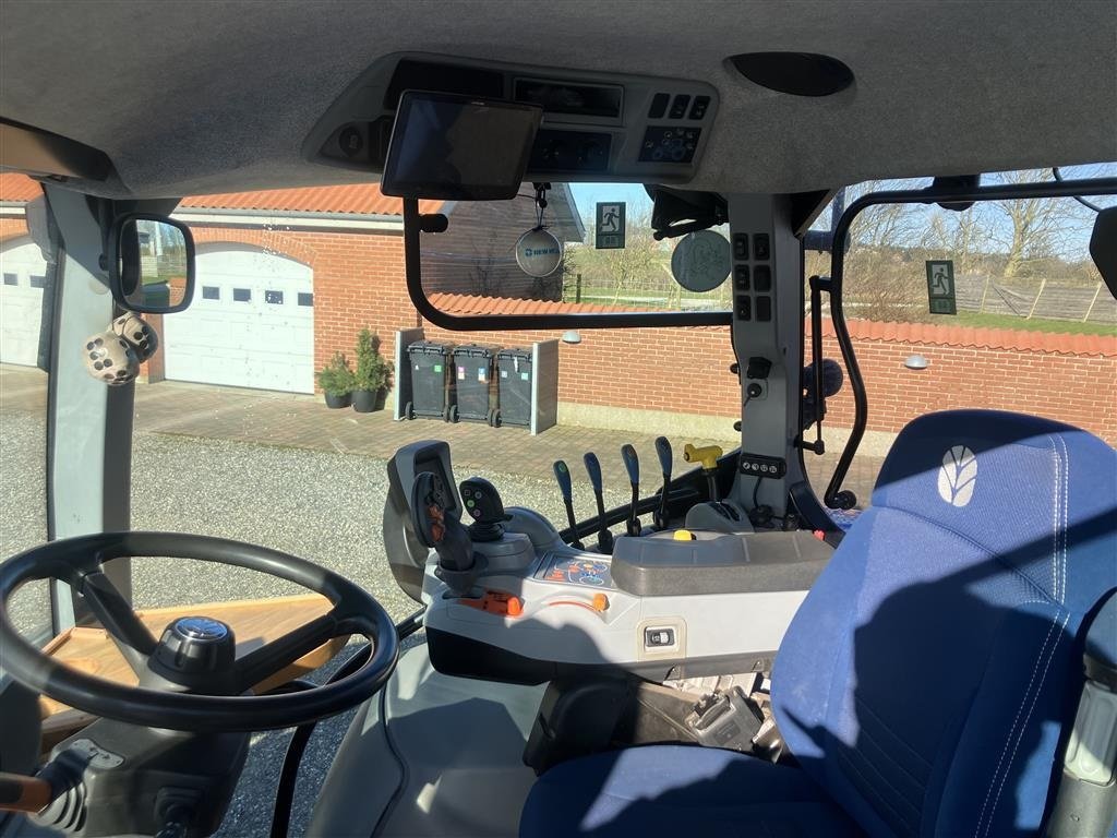 Traktor of the type New Holland T6.180 Dynamic Command Frontlæsser, Gebrauchtmaschine in Thisted (Picture 5)