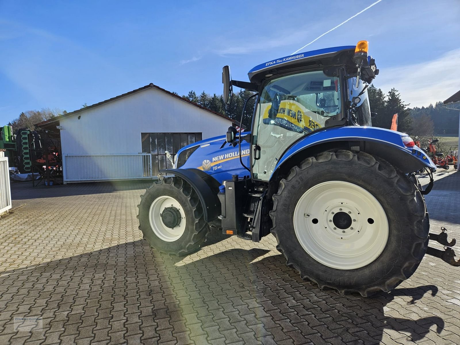 Traktor типа New Holland T6.180 Dynamic Command SideWinder II, Gebrauchtmaschine в Erlbach (Фотография 9)