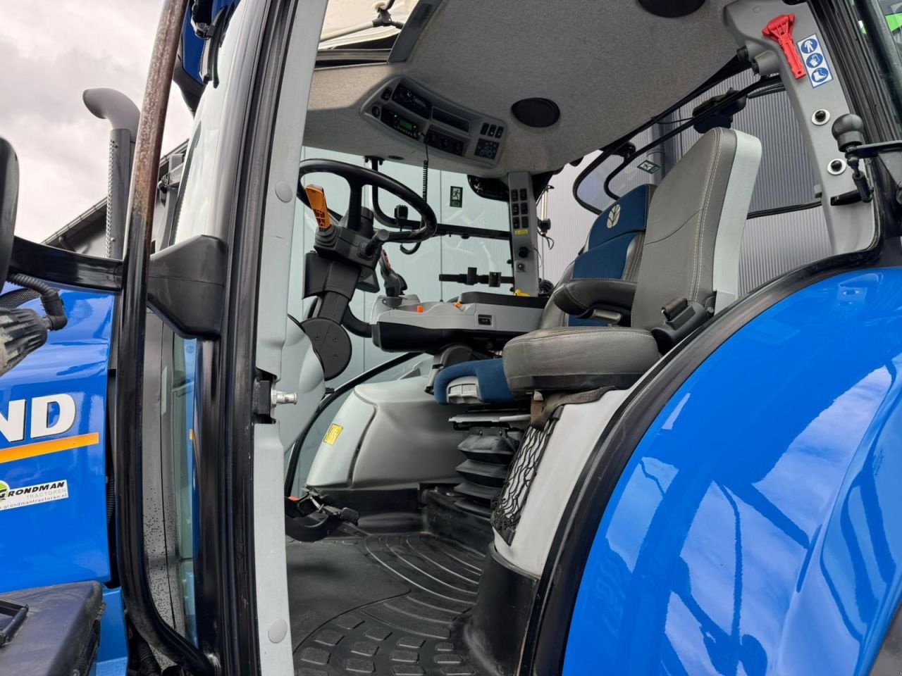 Traktor a típus New Holland T6.180 Dynamic Command, Gebrauchtmaschine ekkor: Daarle (Kép 9)