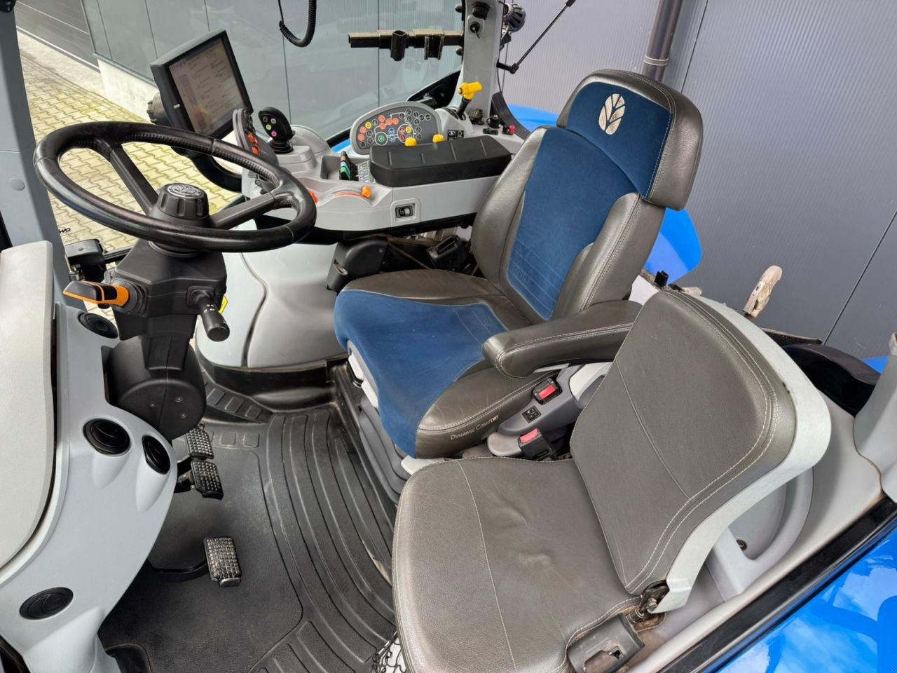 Traktor a típus New Holland T6.180 Dynamic Command, Gebrauchtmaschine ekkor: Daarle (Kép 10)