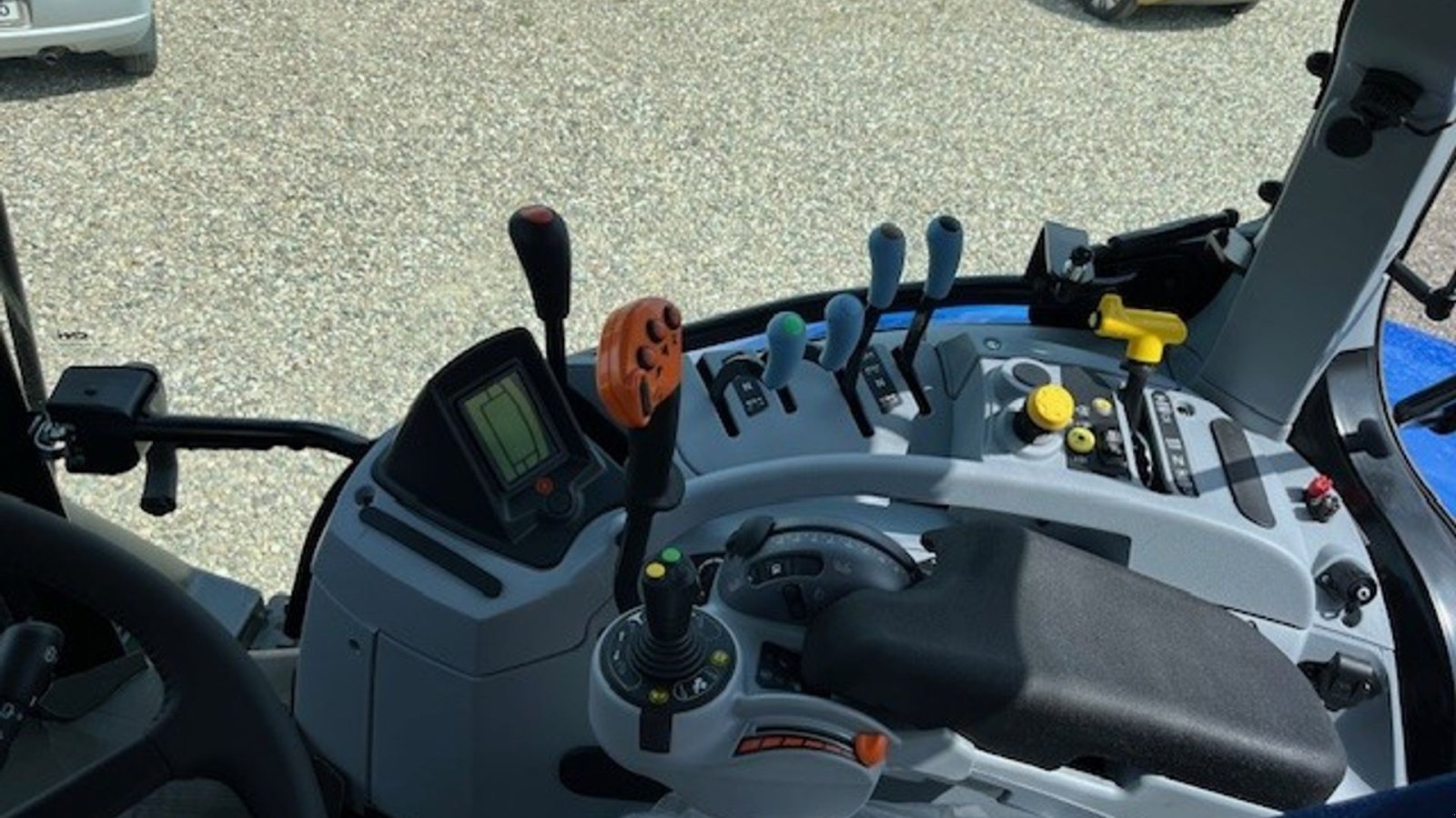 Traktor of the type New Holland T6.180 Electro Command, Gebrauchtmaschine in Skærbæk (Picture 5)