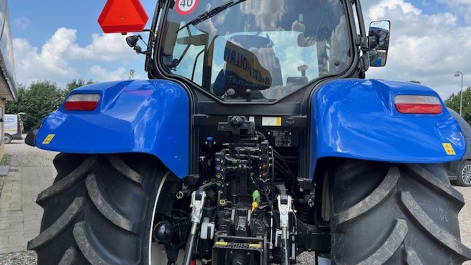 Traktor of the type New Holland T6.180 Electro Command, Gebrauchtmaschine in Skærbæk (Picture 4)