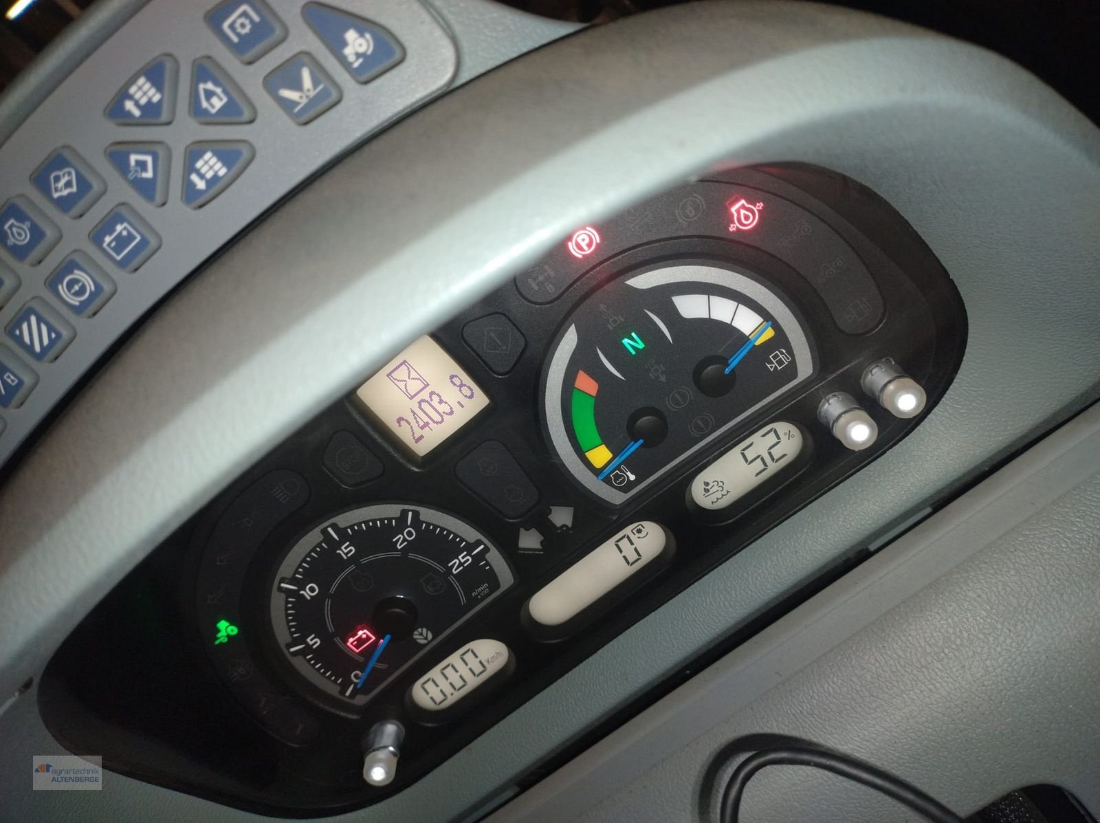 Traktor a típus New Holland T6.180 Electro Command, Gebrauchtmaschine ekkor: Altenberge (Kép 10)