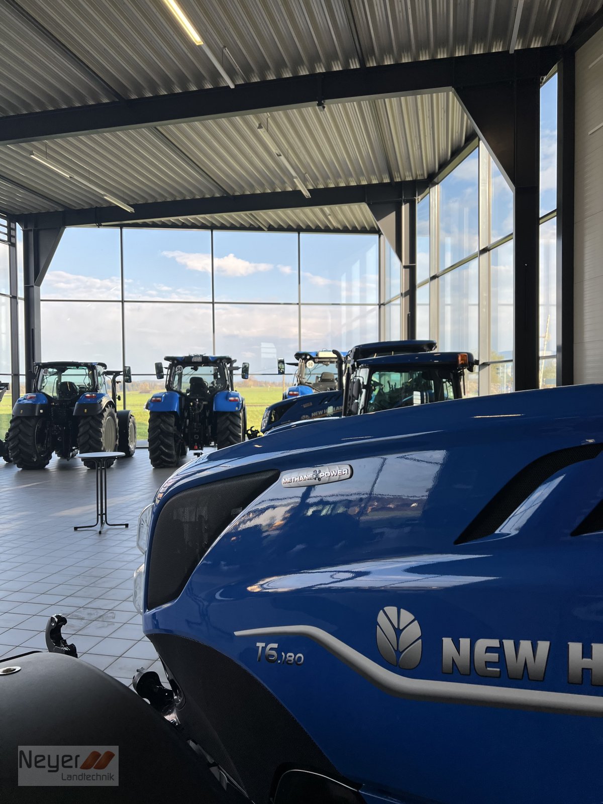 Traktor typu New Holland T6.180 Methan *25% Förderung möglich*, Neumaschine v Bad Waldsee Mennisweiler (Obrázek 16)