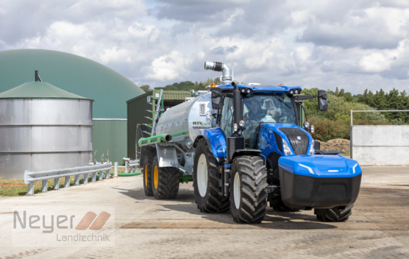 Traktor des Typs New Holland T6.180 Methane Power, Neumaschine in Bad Waldsee Mennisweiler (Bild 15)