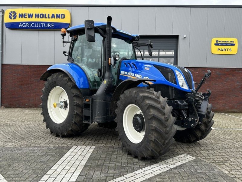 Traktor of the type New Holland T6.180 Stage 5 Autocommand, Gebrauchtmaschine in BENNEKOM (Picture 1)