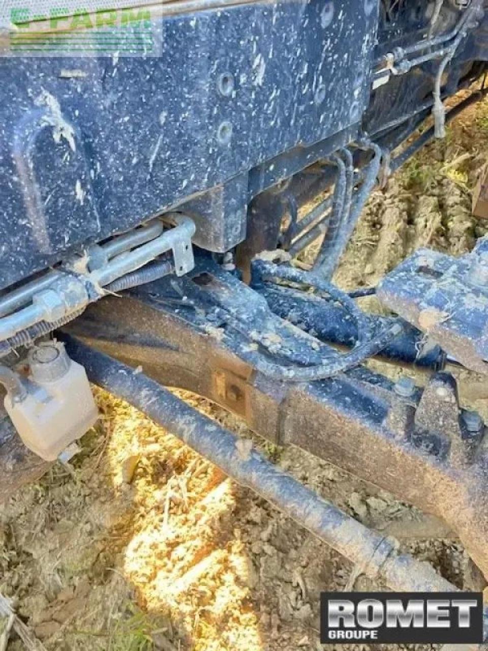 Traktor du type New Holland t6.180, Gebrauchtmaschine en GENNES-SUR-GLAIZE (Photo 5)