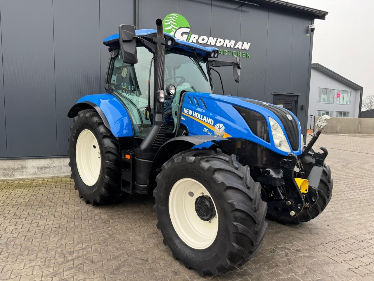 Traktor типа New Holland T6.180, Gebrauchtmaschine в Daarle (Фотография 4)