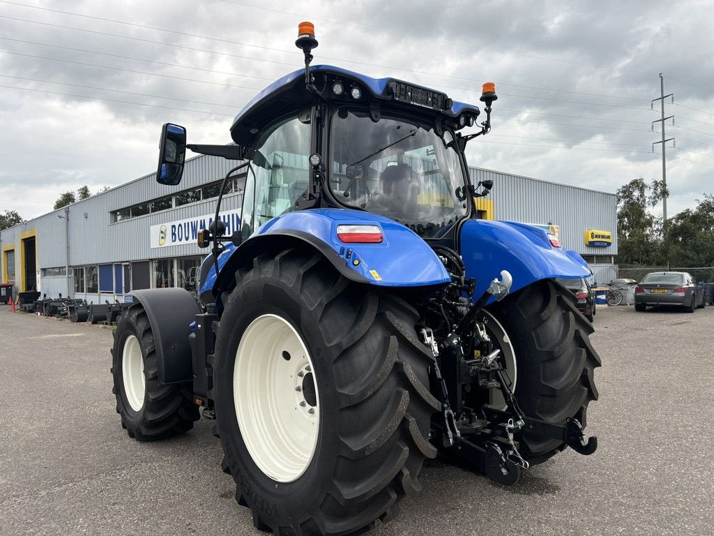 Traktor of the type New Holland T6.180, Gebrauchtmaschine in Heerenveen (Picture 3)