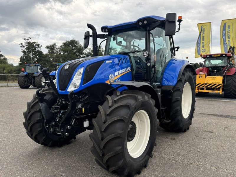 Traktor типа New Holland T6.180, Gebrauchtmaschine в Heerenveen (Фотография 1)