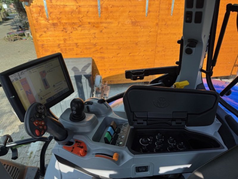 Traktor типа New Holland T6.180, Gebrauchtmaschine в Maulburg (Фотография 14)