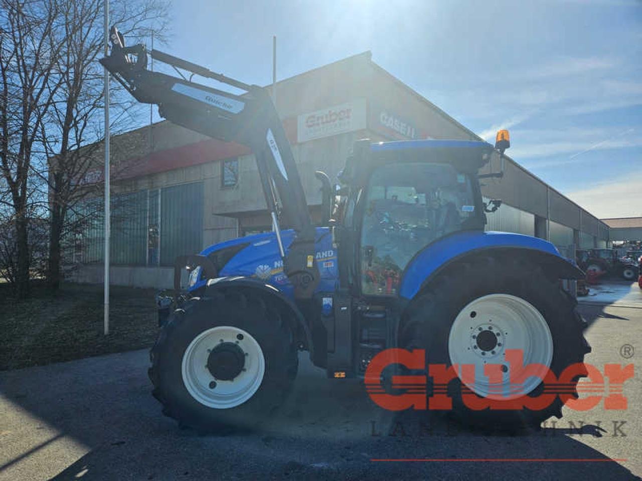Traktor of the type New Holland T6.180AC, Gebrauchtmaschine in Ampfing (Picture 1)