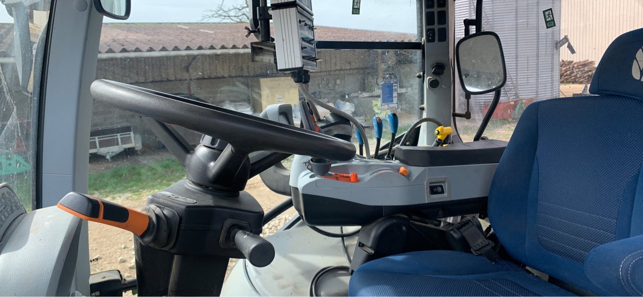 Traktor типа New Holland T6.180dct, Gebrauchtmaschine в Saint-Nabord (Фотография 9)