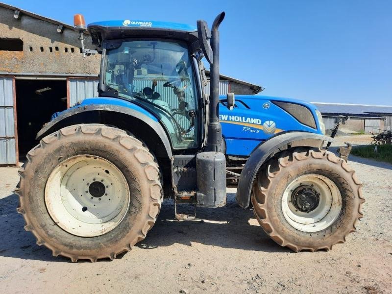 Traktor типа New Holland T7-165S, Gebrauchtmaschine в ANTIGNY (Фотография 5)