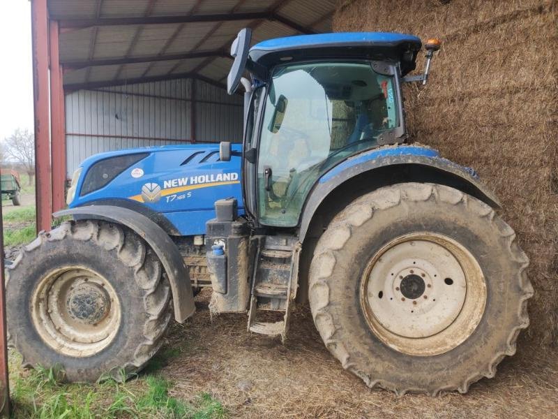 Traktor Türe ait New Holland T7-165S, Gebrauchtmaschine içinde ANTIGNY (resim 4)