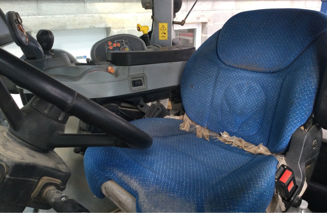 Traktor des Typs New Holland T7 170, Gebrauchtmaschine in LA ROCHE JAUDY (Bild 10)