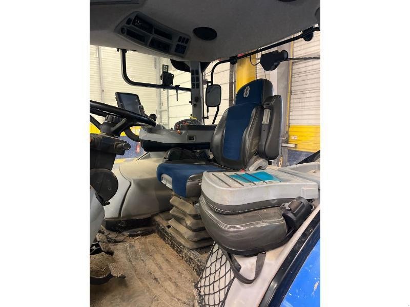 Traktor des Typs New Holland T7-175PC-SW, Gebrauchtmaschine in ANTIGNY (Bild 6)